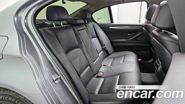 BMW 5-Series 2014 — фото 11