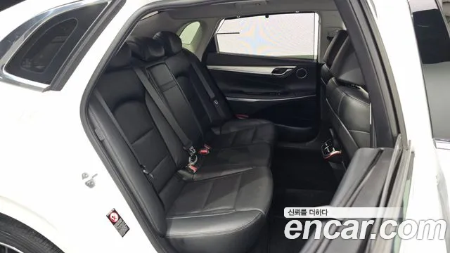 Hyundai Grandeur 2020 — фото 18
