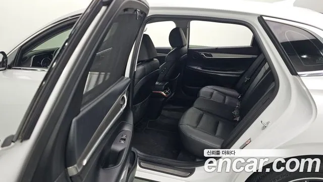 Hyundai Grandeur 2020 — фото 19