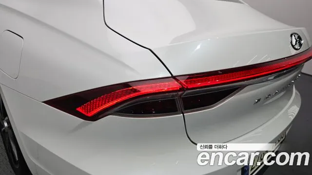 Hyundai Grandeur 2020 — фото 9