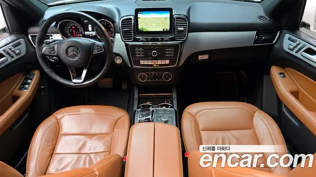 Mercedes-Benz GLE-Class 2018 — фото 10