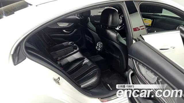 Mercedes-Benz CLS-Class 2020 — фото 17