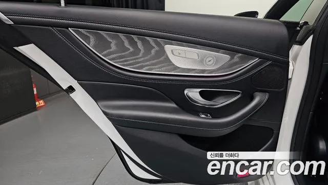 Mercedes-Benz CLS-Class 2020 — фото 15