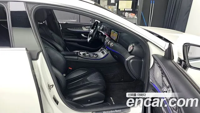Mercedes-Benz CLS-Class 2020 — фото 16