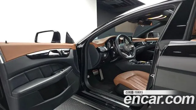 Mercedes-Benz CLS-Class 2017 — фото 10