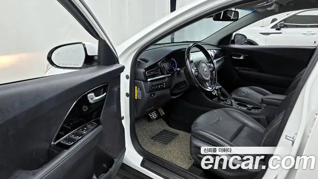 Kia Niro 2020 — фото 13