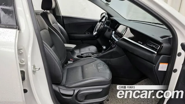 Kia Niro 2020 — фото 17