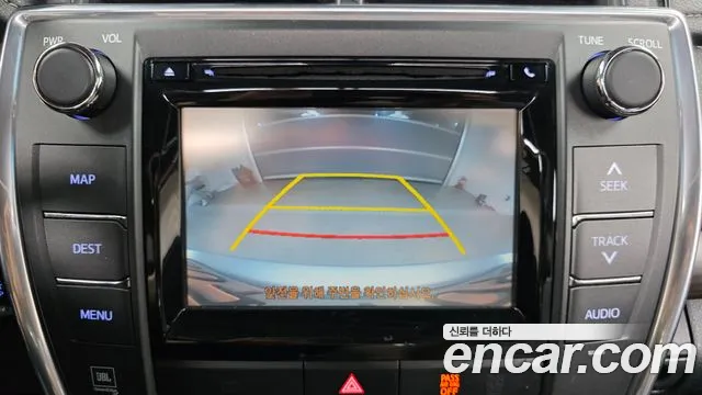 Toyota Camry 2015 — фото 15