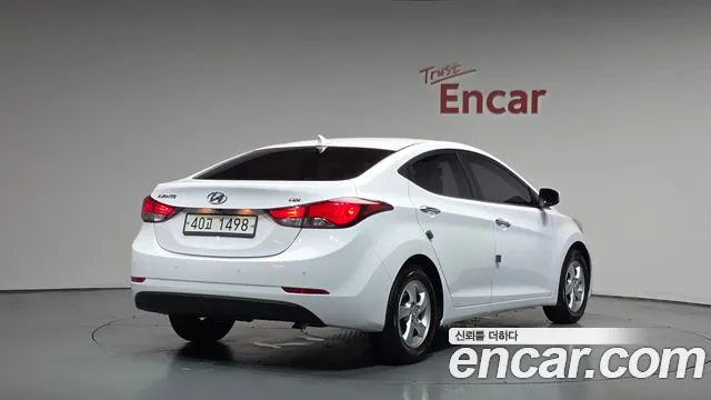 Hyundai AVANTE 2015 — фото 2