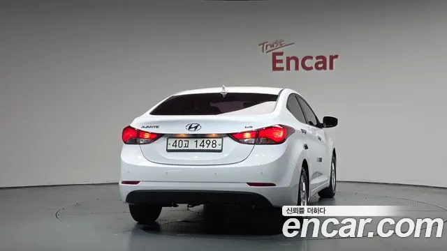 Hyundai AVANTE 2015 — фото 4