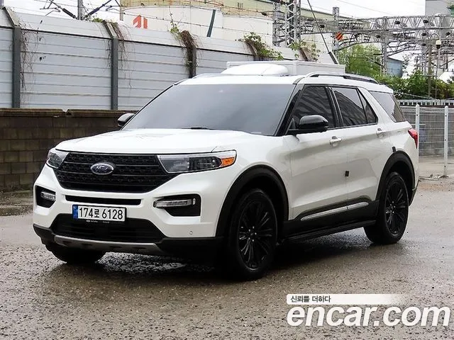 Ford Explorer 2022 — фото 2