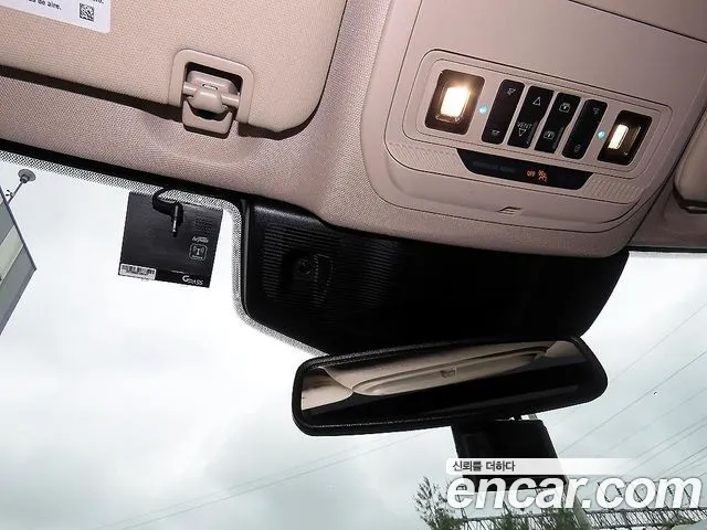 Ford Explorer 2022 — фото 13