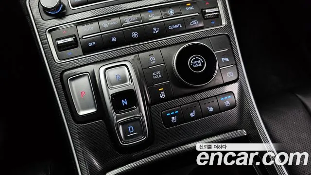 Hyundai Santafe 2021 — фото 12