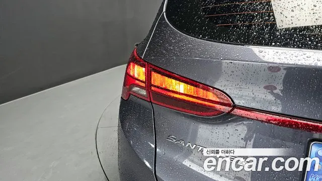 Hyundai Santafe 2021 — фото 9