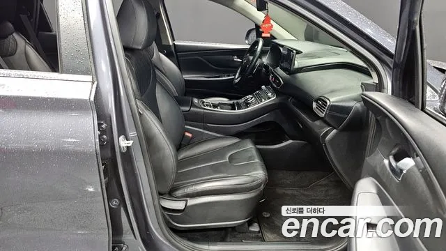 Hyundai Santafe 2021 — фото 16