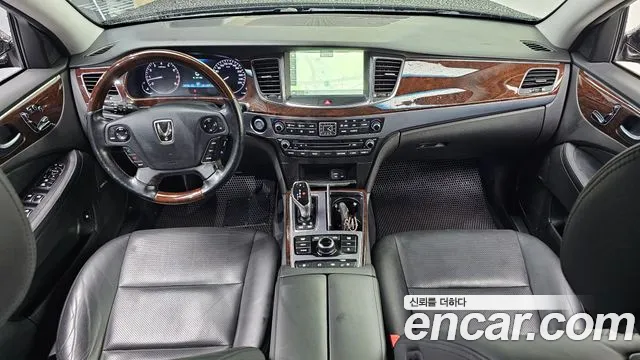 Hyundai Equus 2015 — фото 10