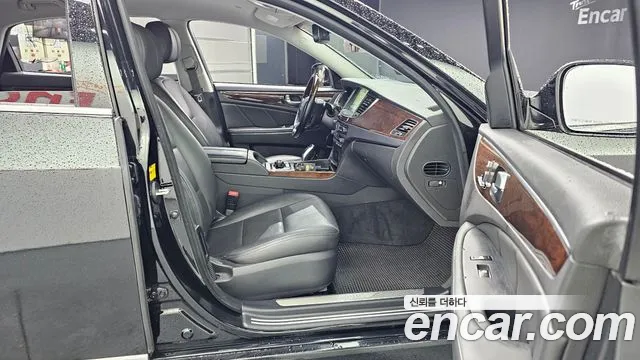 Hyundai Equus 2015 — фото 16