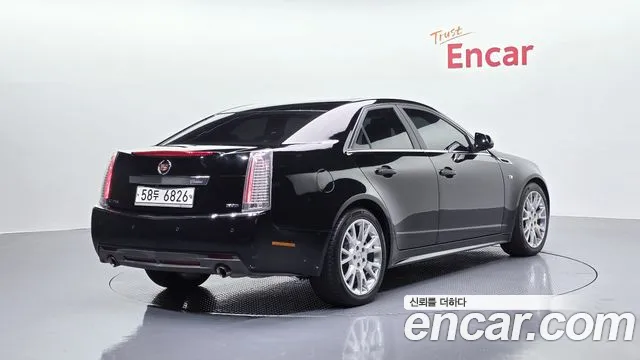 Cadillac CTS 2011 — фото 2