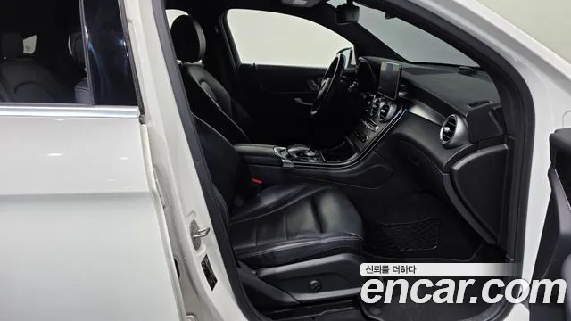Mercedes-Benz GLC-Class 2019 — фото 16