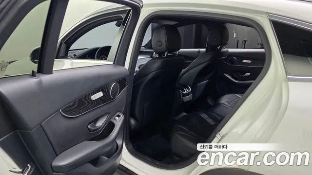 Mercedes-Benz GLC-Class 2019 — фото 15