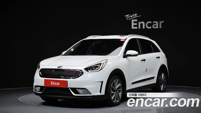 Kia Niro 2018 — фото 1