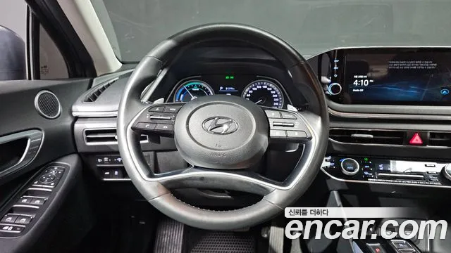 Hyundai Sonata 2020 — фото 17