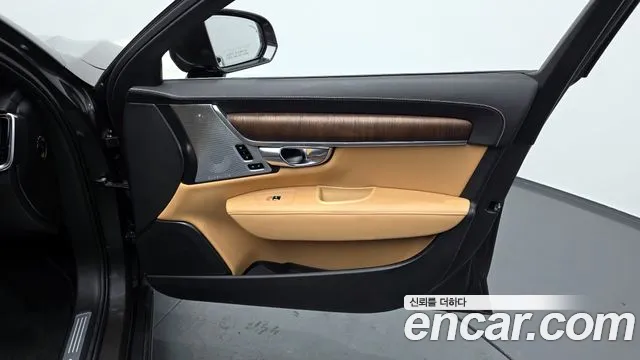 Volvo S90 2021 — фото 15