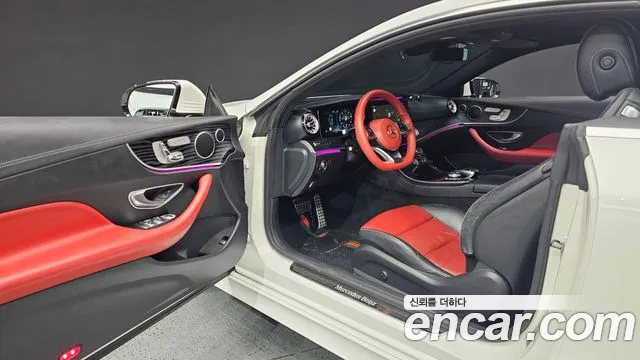 Mercedes-Benz E-Class 2017 — фото 10