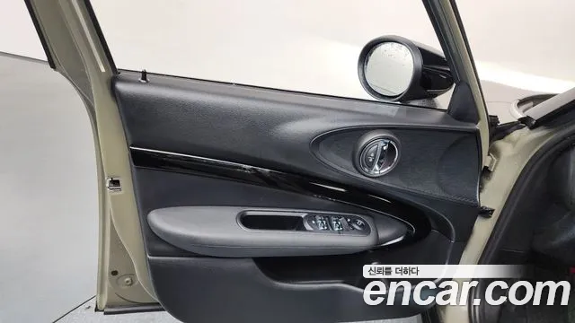 Mini Clubman 2021 — фото 14