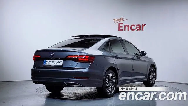 Volkswagen Jetta 2020 — фото 1