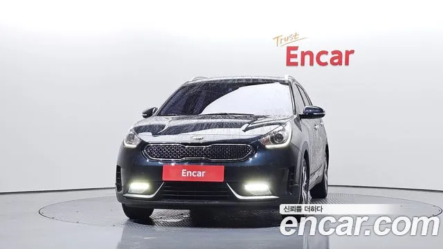 Kia Niro 2018 — фото 3