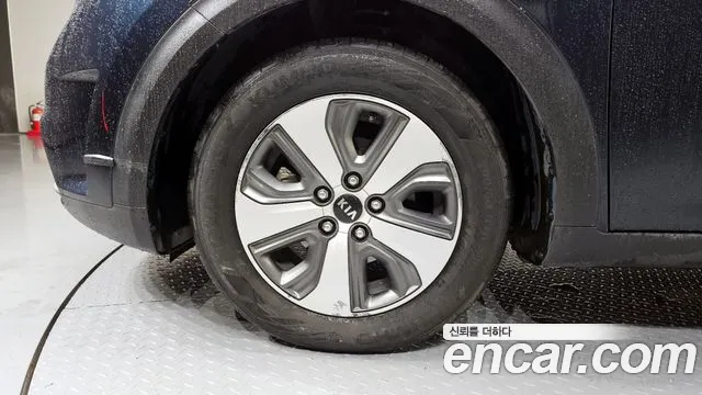 Kia Niro 2018 — фото 5