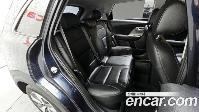 Kia Niro 2018 — фото 11