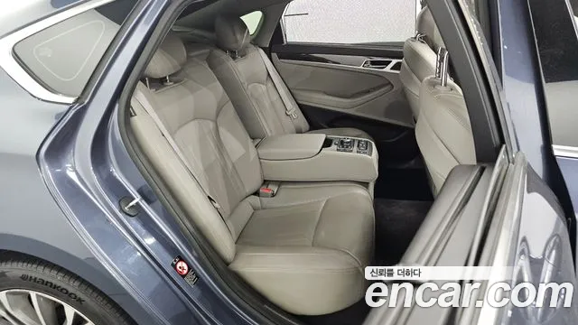 Hyundai Genesis 2015 — фото 11