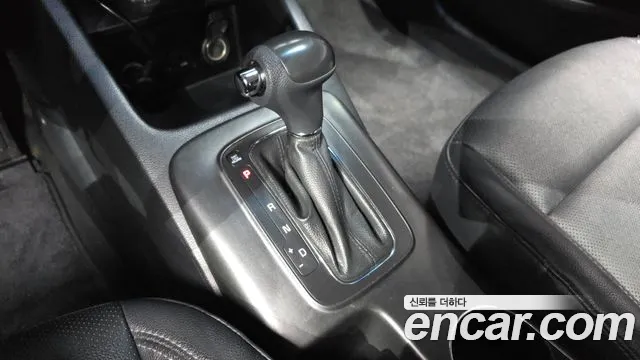Kia K3 2014 — фото 12