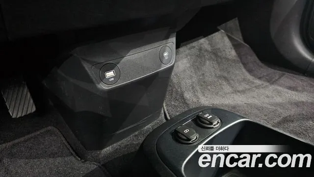 Kia EV6 2022 — фото 18