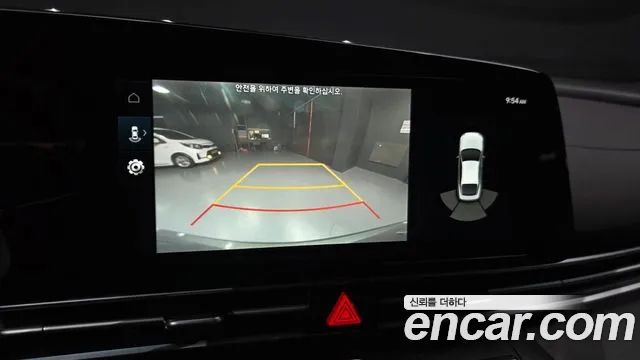Hyundai AVANTE 2023 — фото 15