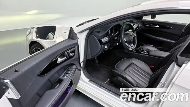 Mercedes-Benz CLS-Class 2017 — фото 13