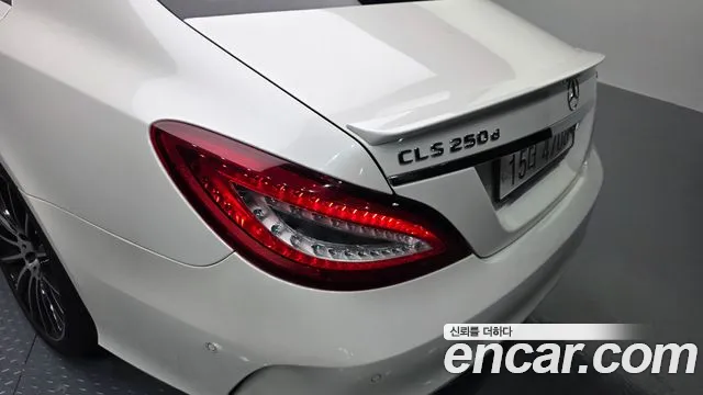 Mercedes-Benz CLS-Class 2017 — фото 9