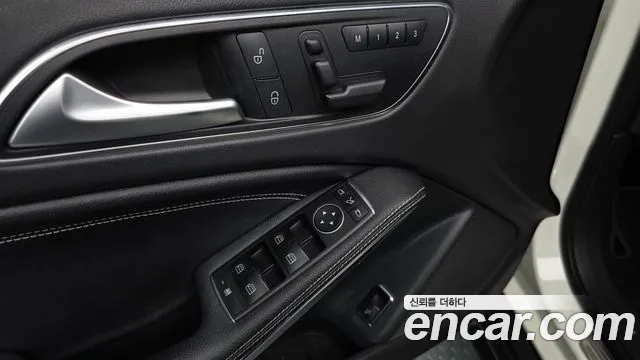Mercedes-Benz GLA-Class 2017 — фото 19