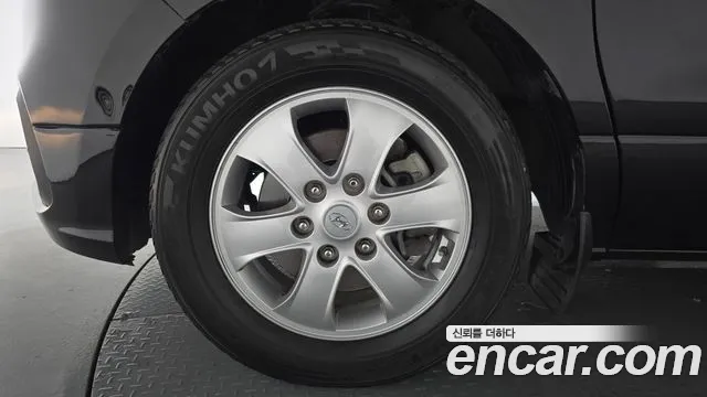 Hyundai Starex 2019 — фото 5