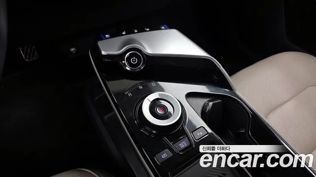 Kia EV6 2022 — фото 12