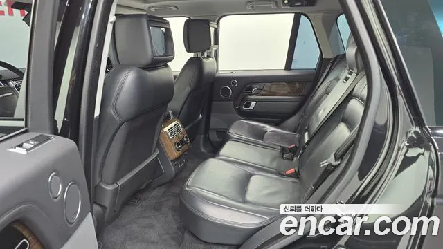 Land Rover Range Rover 2018 — фото 17