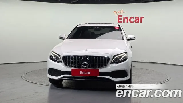 Mercedes-Benz E-Class 2018 — фото 3