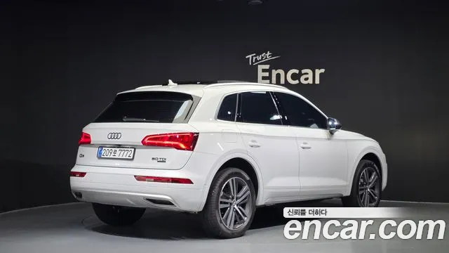 Audi Q5 2020 — фото 2