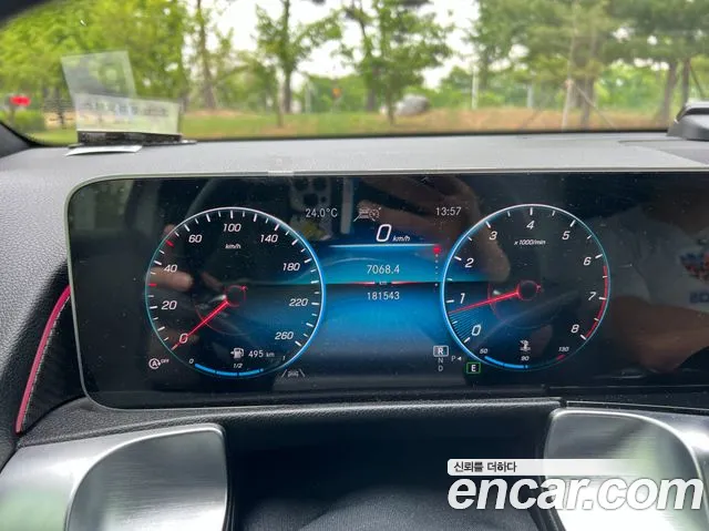 Mercedes-Benz GLB-Class 2020 — фото 14