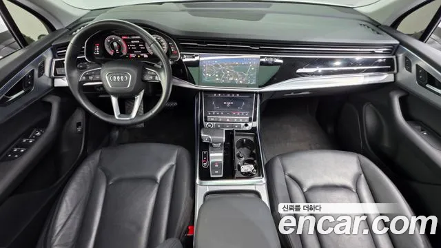Audi Q7 2022 — фото 10