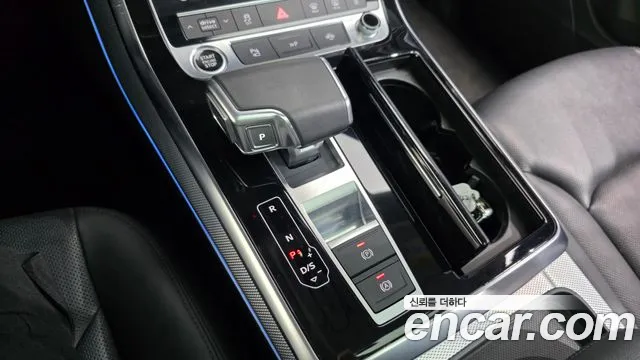 Audi Q7 2022 — фото 12
