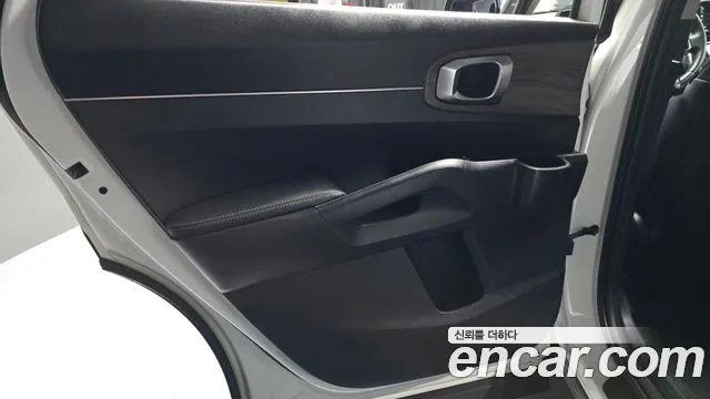 Kia Sorento 2022 — фото 15