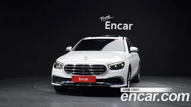 Mercedes-Benz E-Class 2022 — фото 2